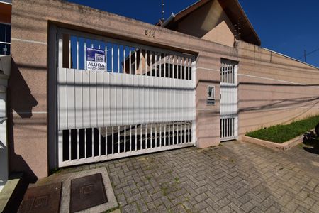 Casa de condomínio para alugar com 210m², 3 quartos e 2 vagasFachada com Placa