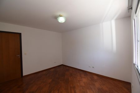 Casa de condomínio para alugar com 210m², 3 quartos e 2 vagasQuarto 2