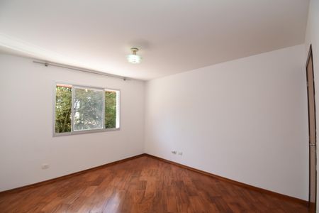 Casa de condomínio para alugar com 210m², 3 quartos e 2 vagasQuarto 2