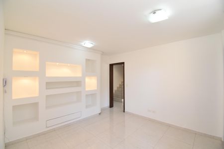 Casa de condomínio para alugar com 210m², 3 quartos e 2 vagasSala