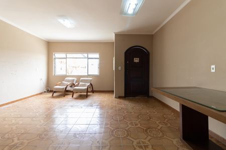 Sala de casa para alugar com 3 quartos, 122m² em Vila Brasilina, São Paulo