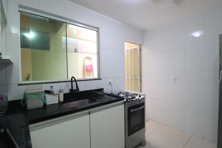 Apartamento à venda com 77m², 2 quartos e 1 vagaCozinha