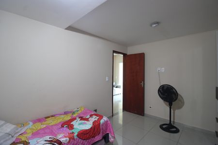 Apartamento à venda com 77m², 2 quartos e 1 vagaQuarto 2