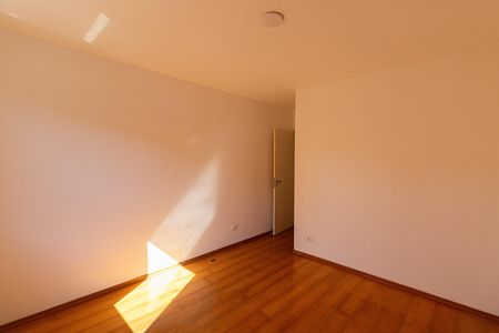 Casa à venda com 137m², 3 quartos e 2 vagasQuarto 2