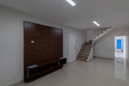 Casa à venda com 137m², 3 quartos e 2 vagasSala