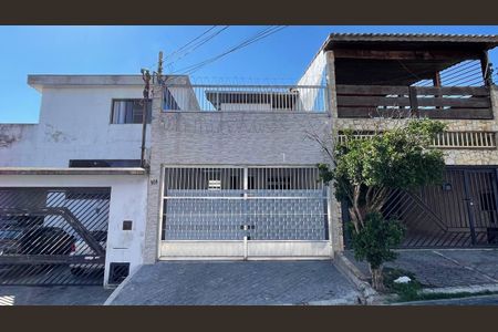 Fachada de casa à venda com 3 quartos, 137m² em Jardim Santa Maria, São Paulo