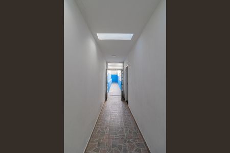 Corredor de casa à venda com 3 quartos, 137m² em Jardim Santa Maria, São Paulo