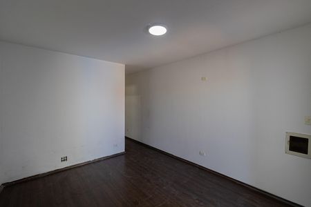 Casa à venda com 137m², 3 quartos e 2 vagasSuíte