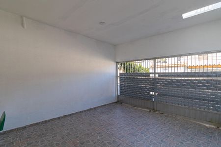 Garagem de casa à venda com 3 quartos, 137m² em Jardim Santa Maria, São Paulo