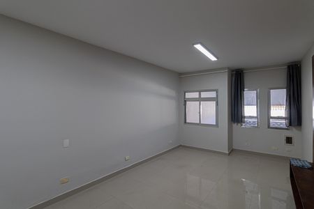 Casa à venda com 137m², 3 quartos e 2 vagasSala