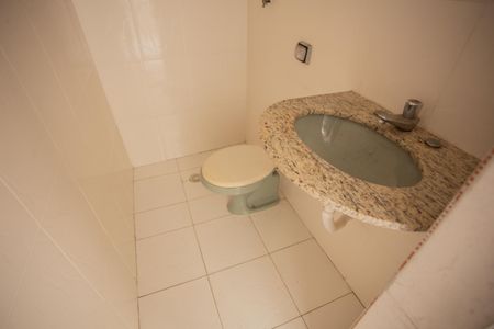 Casa para alugar com 300m², 3 quartos e 2 vagasBanheiro de Serviço