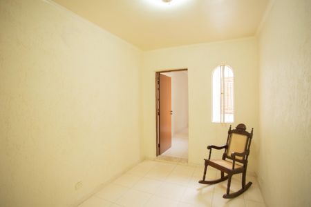 Casa para alugar com 300m², 3 quartos e 2 vagasCorredor