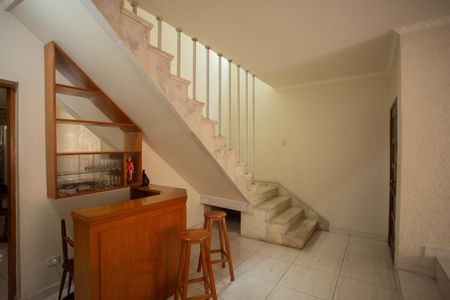 Casa para alugar com 300m², 3 quartos e 2 vagasSala