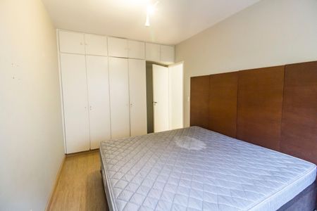 Casa de condomínio à venda com 380m², 4 quartos e 4 vagasSuíte 4