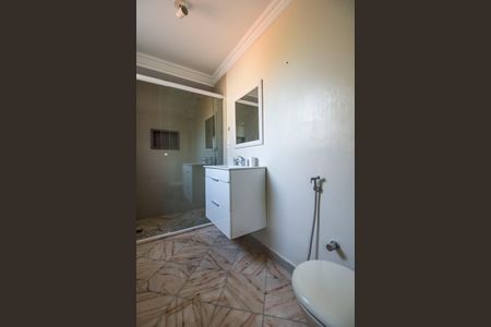 Casa de condomínio à venda com 380m², 4 quartos e 4 vagasBanheiro da Suíte 4