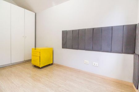 Casa de condomínio à venda com 380m², 4 quartos e 4 vagasSuíte 3