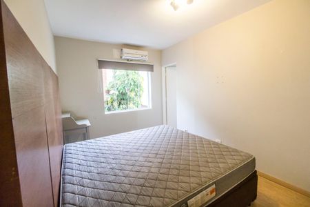 Casa de condomínio à venda com 380m², 4 quartos e 4 vagasSuíte 4