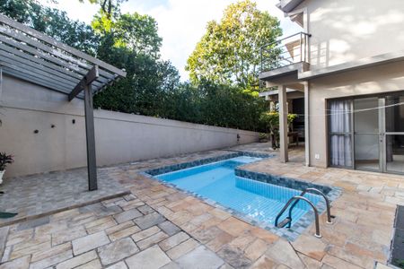 Casa de condomínio à venda com 380m², 4 quartos e 4 vagasPiscina