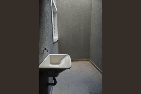 Casa de condomínio para alugar com 37m², 1 quarto e sem vagaÁrea de serviço