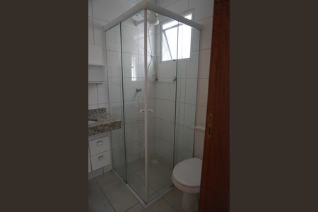 Casa de condomínio para alugar com 37m², 1 quarto e sem vagaBanheiro social