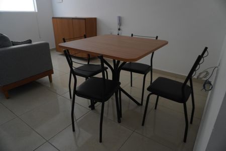 Casa de condomínio para alugar com 37m², 1 quarto e sem vagaCopa