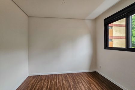 Apartamento à venda com 82m², 3 quartos e 2 vagasSemi Suíte 2