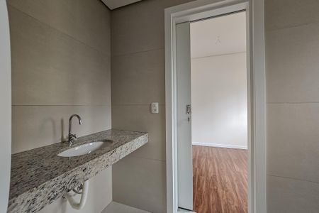 Apartamento à venda com 82m², 3 quartos e 2 vagasBanheiro Semi Suíte 1 e 2