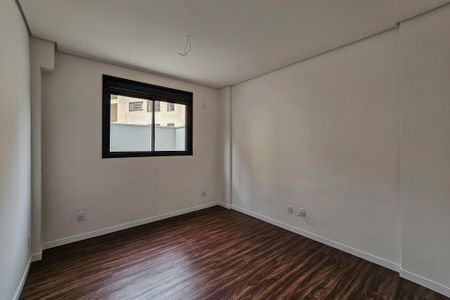 Apartamento à venda com 138m², 3 quartos e 2 vagasSuíte