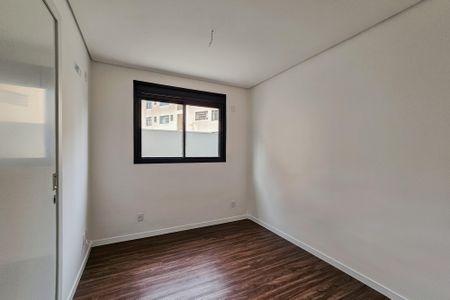 Quarto 2 de apartamento à venda com 3 quartos, 138m² em Santo Antônio, Belo Horizonte