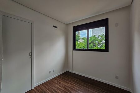 Apartamento à venda com 163m², 3 quartos e 2 vagasSemi Suíte 1