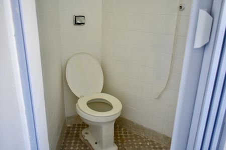 Apartamento à venda com 79m², 2 quartos e 1 vagaBanheiro de serviço