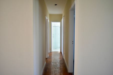 Apartamento à venda com 79m², 2 quartos e 1 vagaCorredor