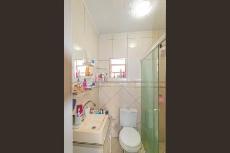 Casa à venda com 230m², 4 quartos e 1 vaga Casa à venda com 230m², 4 quartos e 1 vagaBanheiro da Suíte