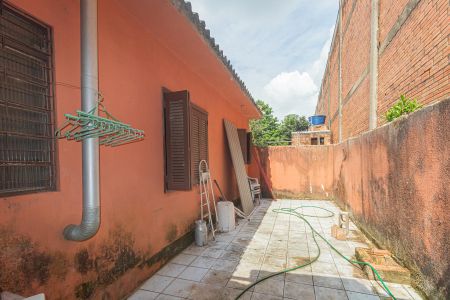 Casa à venda com 230m², 4 quartos e 1 vaga Casa à venda com 230m², 4 quartos e 1 vagaÁrea de Serviço/Fundos