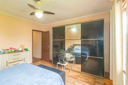 Casa à venda com 230m², 4 quartos e 1 vaga Casa à venda com 230m², 4 quartos e 1 vagaQuarto 1 - Suíte