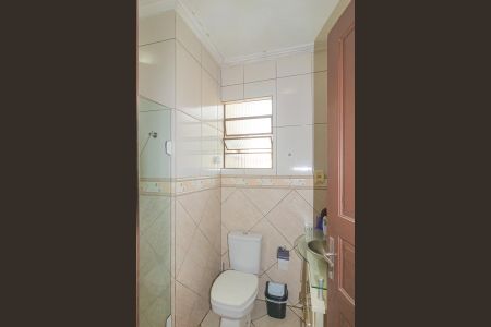 Casa à venda com 230m², 4 quartos e 1 vaga Casa à venda com 230m², 4 quartos e 1 vagaBanheiro Social