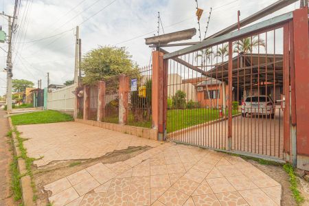 Casa à venda com 230m², 4 quartos e 1 vaga Casa à venda com 230m², 4 quartos e 1 vagaVista da Rua
