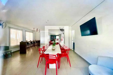 Apartamento à venda com 75m², 3 quartos e 2 vagas Apartamento à venda com 75m², 3 quartos e 2 vagasÁrea comum - Salão de festas