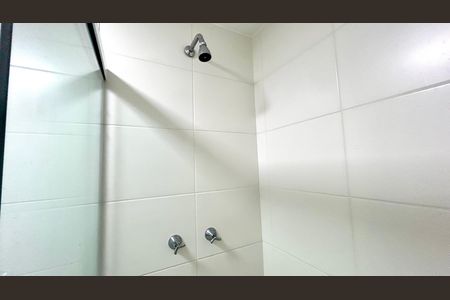 Apartamento à venda com 75m², 3 quartos e 2 vagas Apartamento à venda com 75m², 3 quartos e 2 vagasBanheiro 1