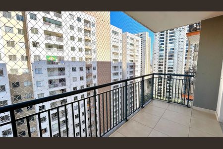 Varanda da Sala de apartamento para alugar com 3 quartos, 75m² em Picanço, Guarulhos
