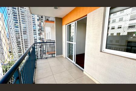 Apartamento à venda com 75m², 3 quartos e 2 vagas Apartamento à venda com 75m², 3 quartos e 2 vagasVaranda da Sala