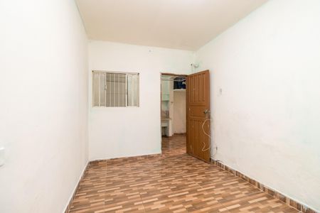 Quarto de casa para alugar com 1 quarto, 40m² em Parque dos Bancarios, São Paulo