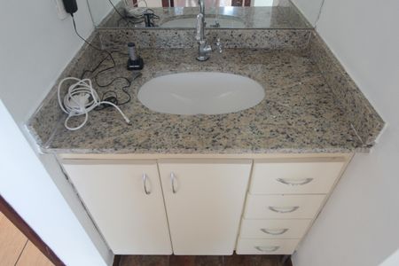 Apartamento para alugar com 120m², 3 quartos e 2 vagasBanheiro Social