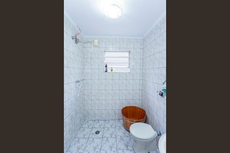 Casa à venda com 142m², 3 quartos e 2 vagasBanheiro social 2