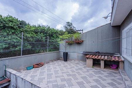 Casa à venda com 142m², 3 quartos e 2 vagasTerraço