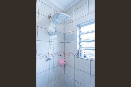 Casa à venda com 142m², 3 quartos e 2 vagasBanheiro social