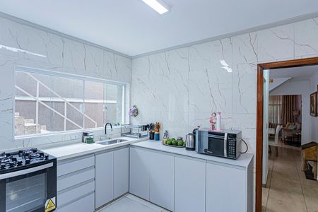 Casa à venda com 142m², 3 quartos e 2 vagasCozinha