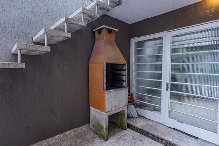Casa à venda com 142m², 3 quartos e 2 vagasChurrasqueira