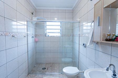 Casa à venda com 142m², 3 quartos e 2 vagasBanheiro social