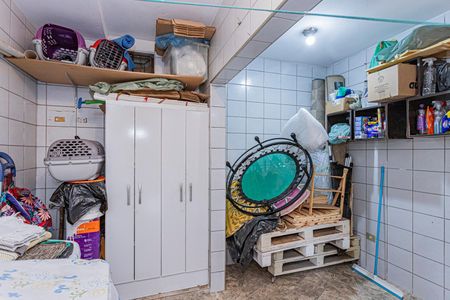 Casa à venda com 142m², 3 quartos e 2 vagasÁrea de Serviço